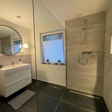 Appartement Gleis 11 - Kontaktloser 24-7 Check-i, Boxpringbett, W-lan & Parkplatz Kostenlos Bückeburg